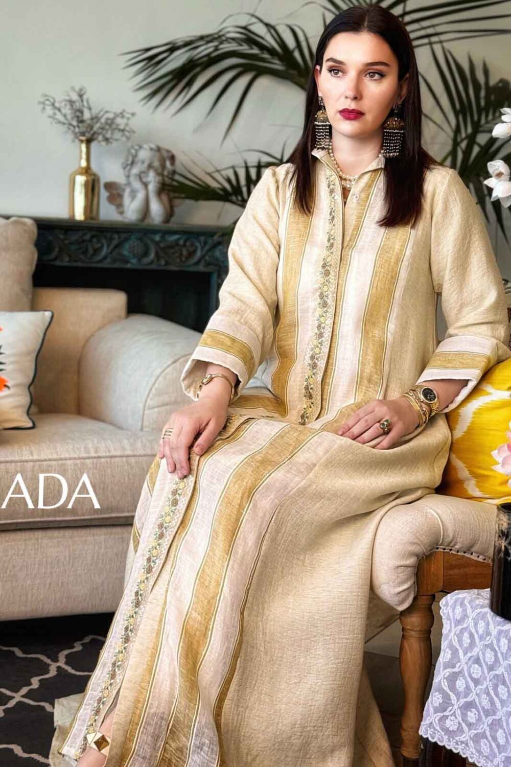 Akantha Kaftan